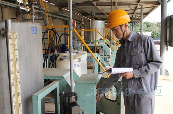 設備維護保養現場